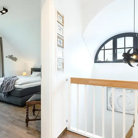 Holiday home Reetdachhaus Nautilus Hohenkirchen (Nordwestmecklenburg)