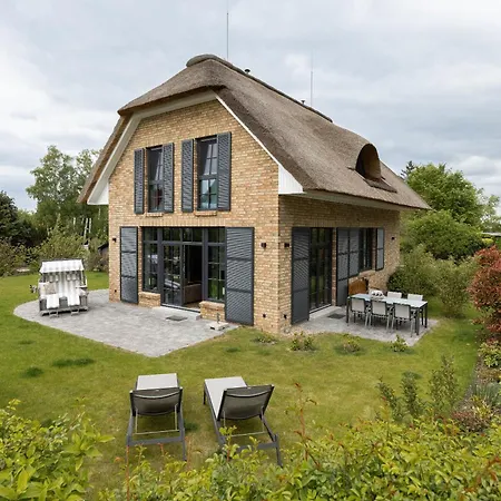 Reetdachhaus Nautilus * Hohenkirchen (Nordwestmecklenburg)